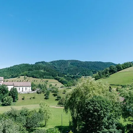 Moderne 2 Zi.-fewo Blackforest Art Barrierefrei Naehe Freiburg * Зимонсвальд